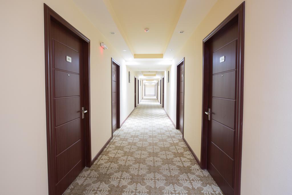 Diamond Hotel Yerevan Exterior photo
